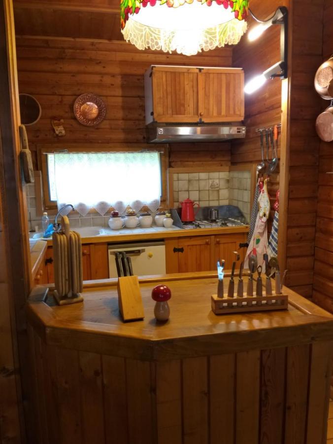 Uno Chalet Nel Bosco Villa Lama Mocogno ภายนอก รูปภาพ