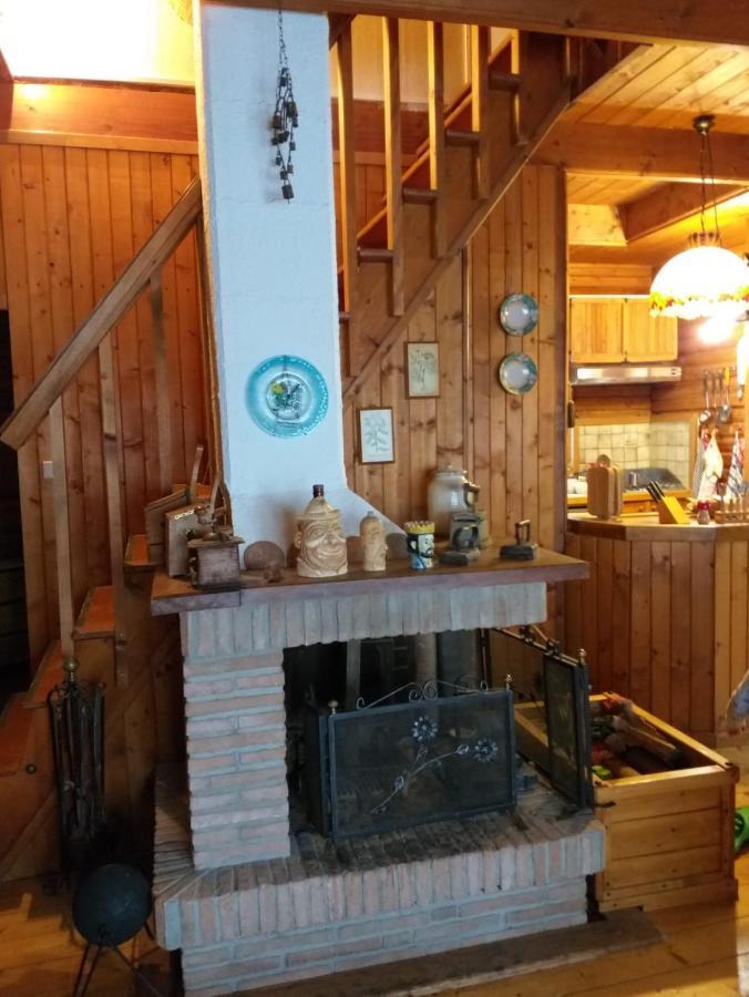 Uno Chalet Nel Bosco Villa Lama Mocogno ภายนอก รูปภาพ